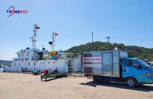 xe-van-chuyen-hang-di-phu-quoc
