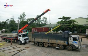 thue-xe-cau-cho-hang