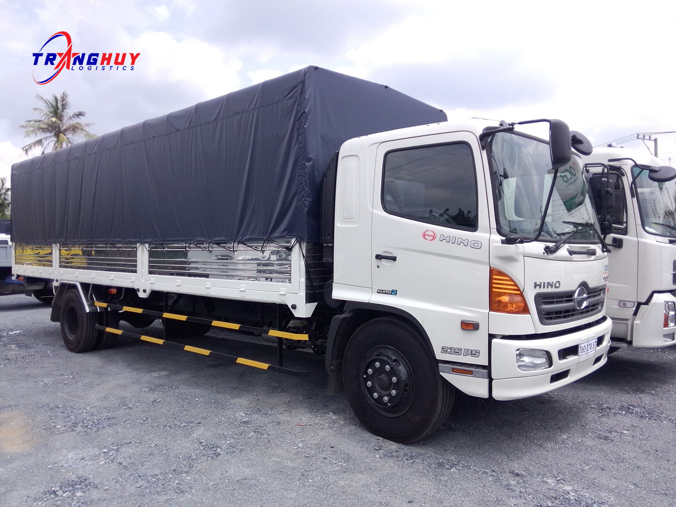 Xe Trang Huy vận chuyển hàng hoá gửi đi Phú Quốc