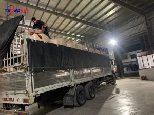 van-chuyen-hang-hoa-binh-duong-1