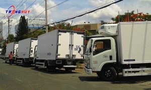 Đội xe đông lạnh Trang Huy vận chuyển hàng đi Phú Quốc