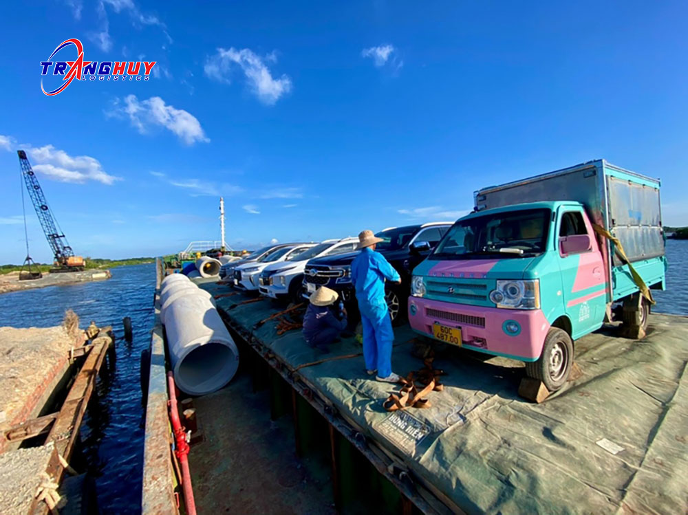 Gửi hàng đi Côn Đảo cùng Trang Huy