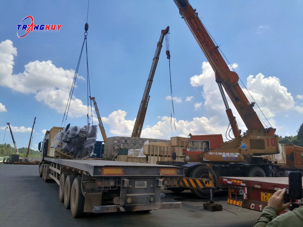 Dịch vụ cho thuê xe cẩu Hà Nội uy tín cùng Trang Huy