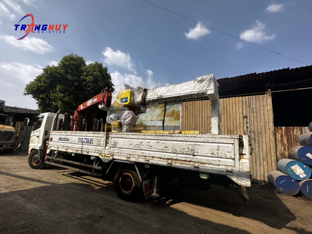 Cho thuê xe cẩu quận 12 giá rẻ