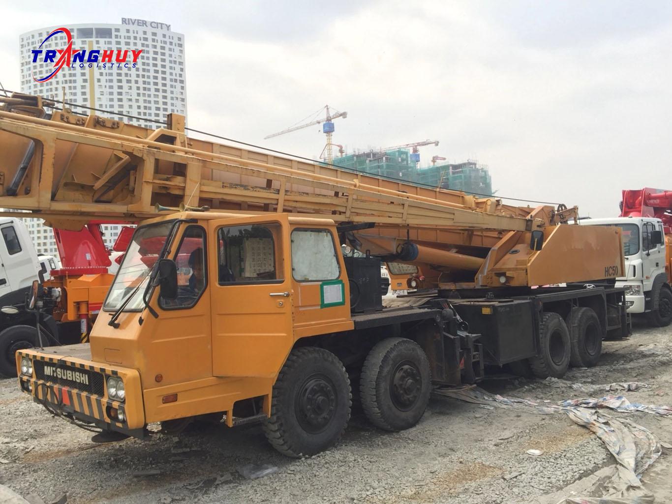 Cẩu kato 50 tấn chuyên dụng