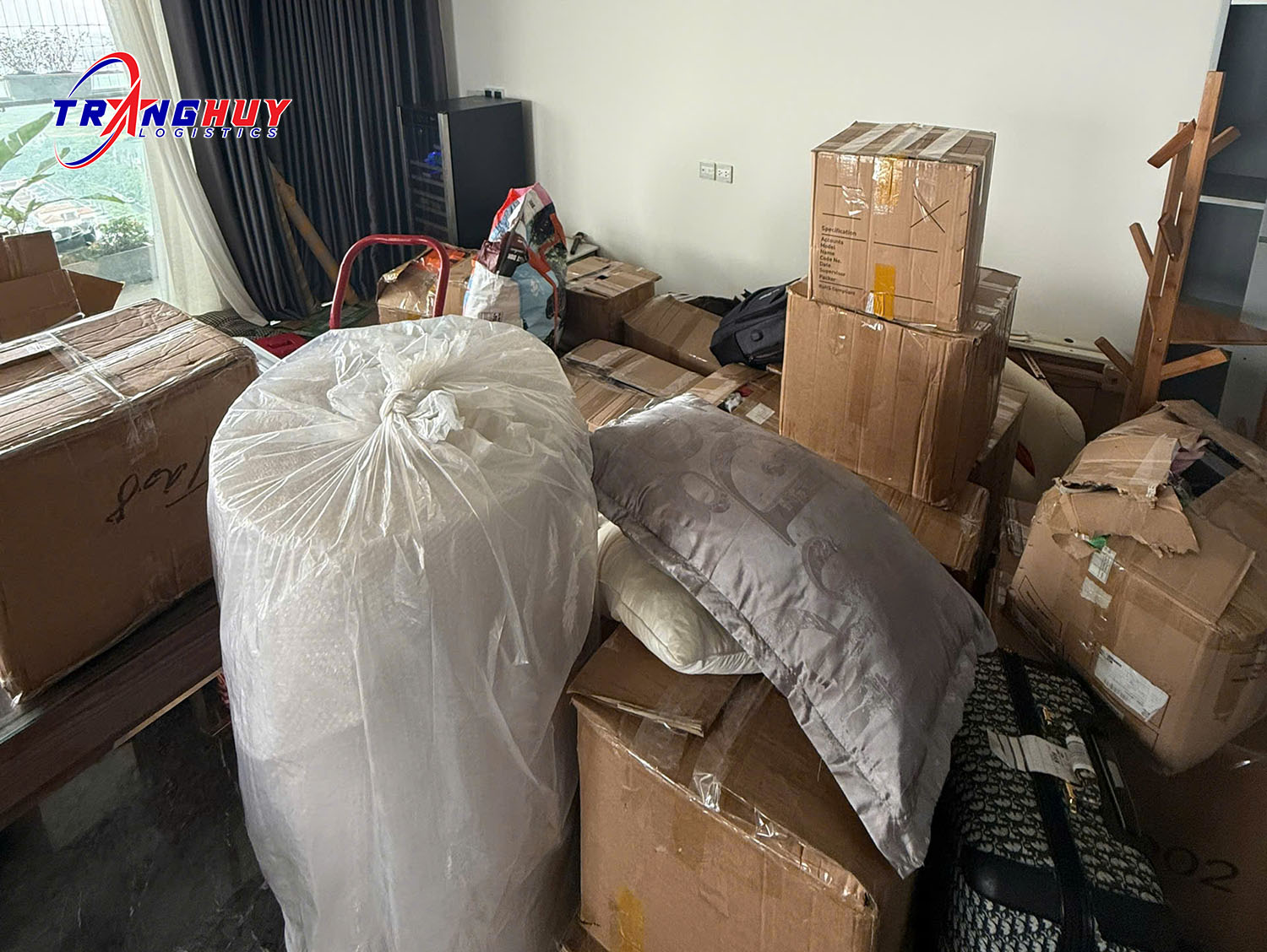 Dịch vụ vận chuyển đồ uy tín cùng Trang Huy