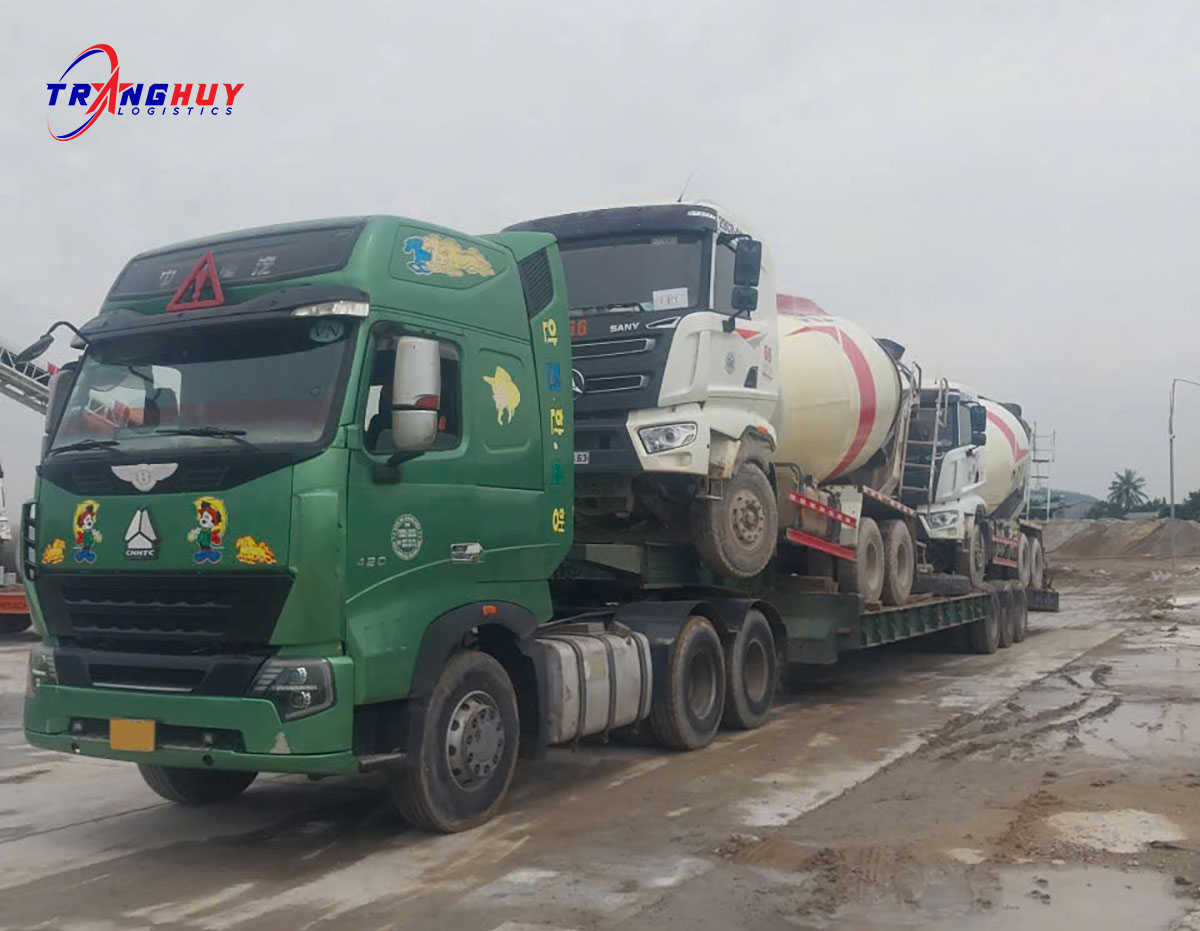 Xe Trang Huy vận chuyển hàng hoá đường bộ