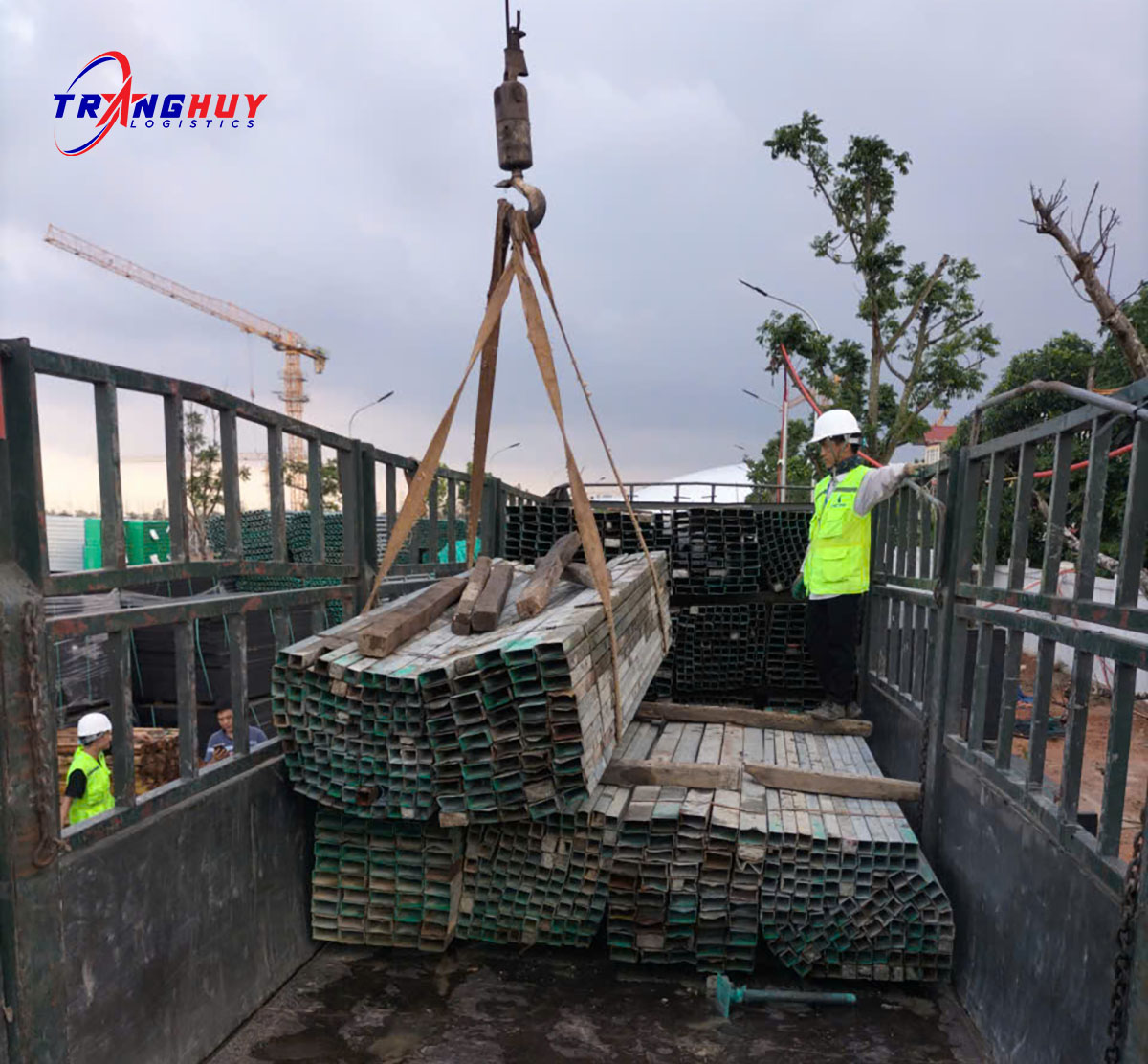 Vật chuyển vật liệu xây dựng