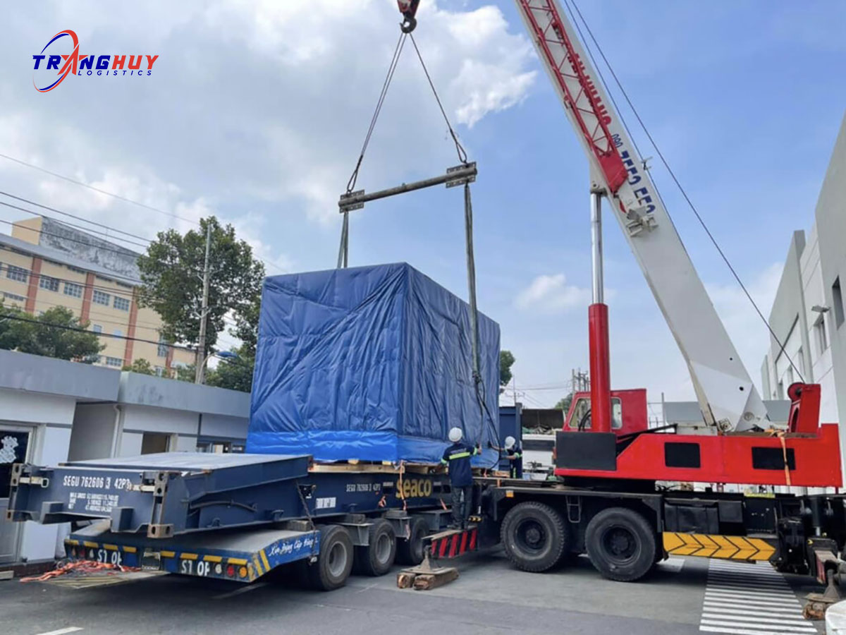 Xe cẩu nâng hàng uy tín chất lượng