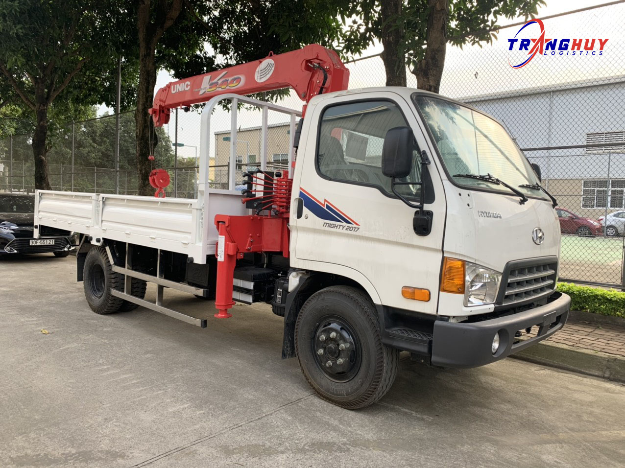 Thuê xe cẩu nhỏ an toàn giá tốt